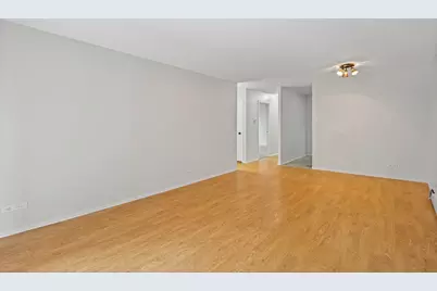 1567 Ridge Avenue #408, Evanston, IL 60201 - Photo 3