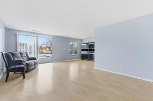 190 S Wood Dale Rd, Wood Dale, IL 60191 - Photo 7