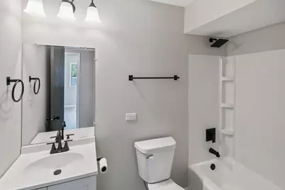 17805 Dogwood Lane, Hazel Crest, IL 60429 - Photo 13