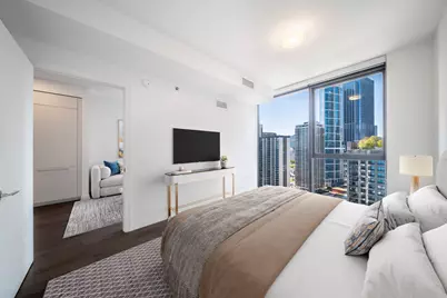 211 N Harbor Drive #1807, Chicago, IL 60601 - Photo 7