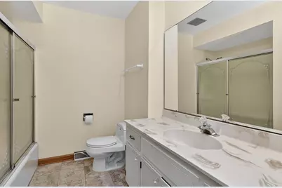 7006 Wilcox Avenue, Darien, IL 60561 - Photo 21