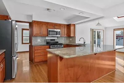 7006 Wilcox Avenue, Darien, IL 60561 - Photo 7