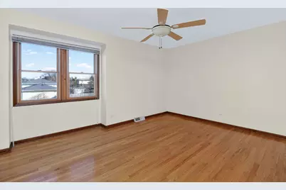 7006 Wilcox Avenue, Darien, IL 60561 - Photo 19