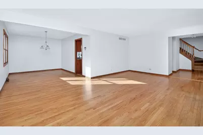 7006 Wilcox Avenue, Darien, IL 60561 - Photo 5