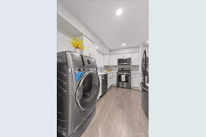 500 Chase Drive #12, Clarendon Hills, IL 60514 - Photo 17