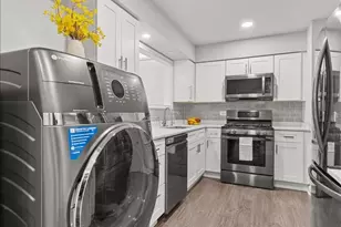 500 Chase Dr, Clarendon Hills, IL 60514 - Photo 17