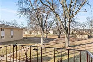 500 Chase Dr, Clarendon Hills, IL 60514 - Photo 27