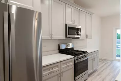 513 Amherst Drive, Sycamore, IL 60178 - Photo 13