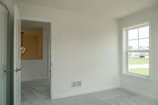 513 Amherst Dr, Sycamore, IL 60178 - Photo 19