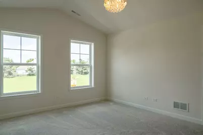 513 Amherst Drive, Sycamore, IL 60178 - Photo 27