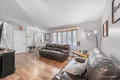 [Address not provided], Crystal Lake, IL 60012 - Photo 7