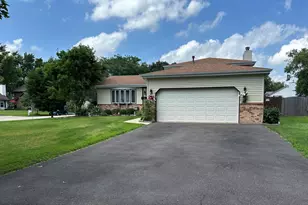 [Address not provided], Crystal Lake, IL 60012 - Photo 1