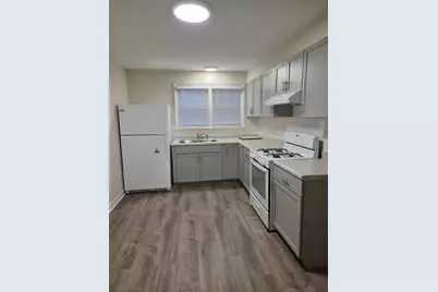 [Address not provided], Skokie, IL 60077 - Photo 9