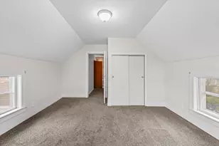 242 E Pine St, Paxton, IL 60957 - Photo 21