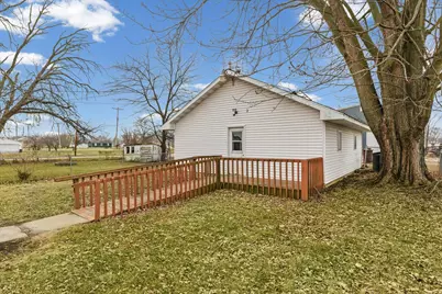 242 E Pine Street, Paxton, IL 60957 - Photo 27