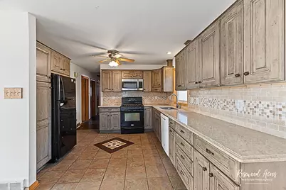 512 S Wall Street, Kankakee, IL 60901 - Photo 9