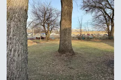 602 E Cherry Street, Watseka, IL 60970 - Photo 9