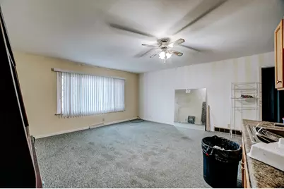 602 E Cherry Street, Watseka, IL 60970 - Photo 25