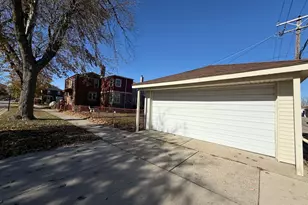 3333 S 58th Ct, Cicero, IL 60804 - Photo 5