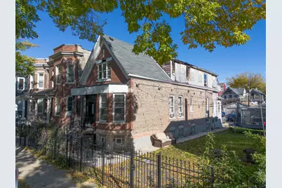 1645 N Monticello Avenue, Chicago, IL 60647 - Photo 1