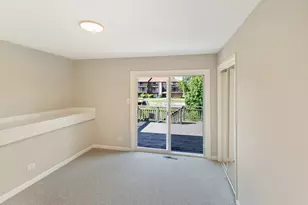 19520 Lake Lynwood Dr, Lynwood, IL 60411 - Photo 13