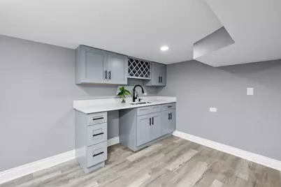 8033 S Harvard Avenue, Chicago, IL 60620 - Photo 15