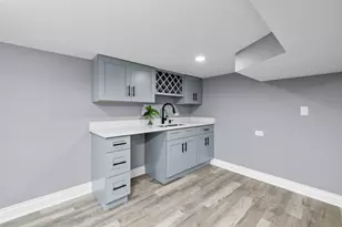 8033 S Harvard Ave, Chicago, IL 60620 - Photo 15