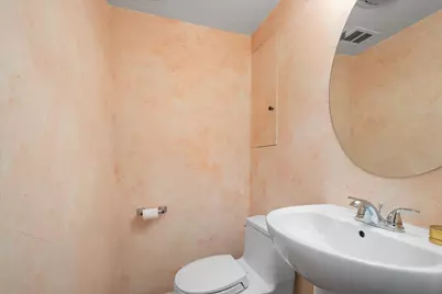 2440 Simpson Street, Evanston, IL 60201 - Photo 15