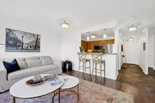 30 E Huron St, Chicago, IL 60611 - Photo 5