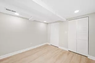 721 W 116th St, Chicago, IL 60628 - Photo 33