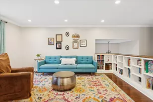 1351 Brentwood Ln, Wheaton, IL 60189 - Photo 17