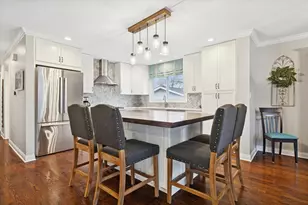 1351 Brentwood Ln, Wheaton, IL 60189 - Photo 5