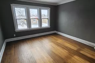 2626 W 96th Pl, Evergreen Park, IL 60805 - Photo 11