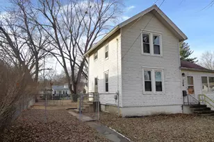 304 N 4th St, Oregon, IL 61061 - Photo 3