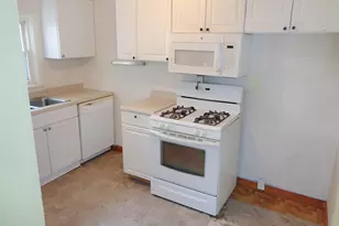 304 N 4th St, Oregon, IL 61061 - Photo 9