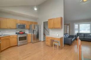 3S554 Virginia Ave, Warrenville, IL 60555 - Photo 5