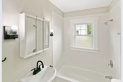 16816 S Park Avenue, South Holland, IL 60473 - Photo 9