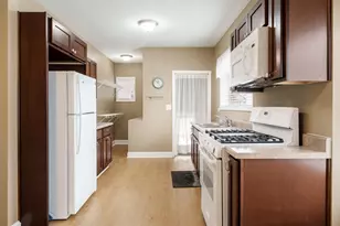 720 S 2nd St, Dekalb, IL 60115 - Photo 9