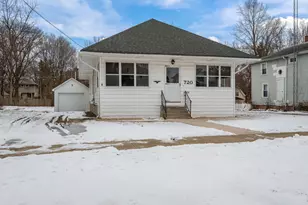 720 S 2nd St, Dekalb, IL 60115 - Photo 1