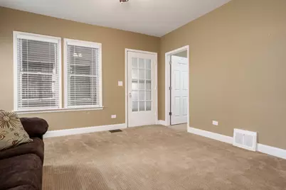 720 S 2nd Street, Dekalb, IL 60115 - Photo 3