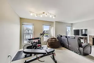 747 Garfield Ave, Libertyville, IL 60048 - Photo 7