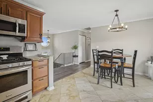 33 Opal Ave, Glendale Heights, IL 60139 - Photo 7