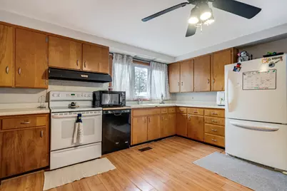 220 Hagar Avenue, Milledgeville, IL 61051 - Photo 15