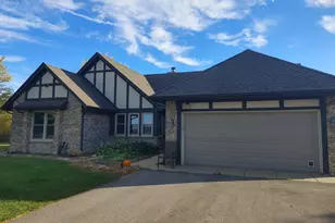 5395 S Carbon Hill Rd, Gardner, IL 60424 - Photo 7