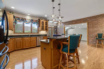 807 Hitchcock Avenue, Lisle, IL 60532 - Photo 9