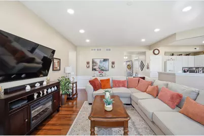 12862 Norfolk Drive, Huntley, IL 60142 - Photo 5