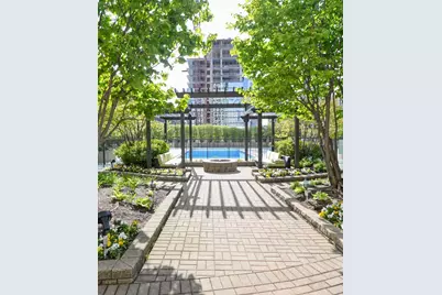 400 N Lasalle Drive #3706, Chicago, IL 60654 - Photo 3