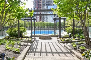 400 N La Salle Dr, Chicago, IL 60654 - Photo 3