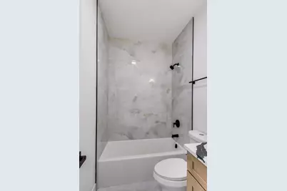 3445 W Walnut Street, Chicago, IL 60624 - Photo 23