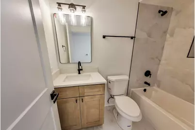 3445 W Walnut Street, Chicago, IL 60624 - Photo 39